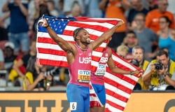 Noah Lyles giành cú đúp chạy ngắn, 3 lần vô địch giải điền kinh thế giới chạy 200m