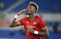 AS Roma lãi to nếu Chelsea kích hoạt mua lại Tammy Abraham