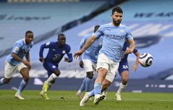 Guardiola nổi cáu khi Aguero sút hỏng phạt đền Panenka cho Man City