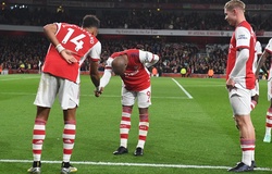 Arsenal cho MU “ngửi khói” ở Ngoại hạng Anh kể từ tháng 9