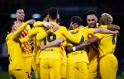 Pique ghi bàn thắng lịch sử cho Barca ở Europa League