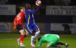 Phản ứng của HLV Tuchel sau khi Abramovich tuyên bố bán Chelsea