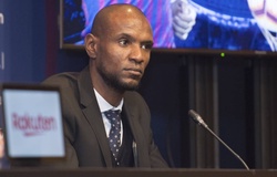 Tin bóng đá 18/8: Barca chấm dứt hợp đồng với Giám đốc Abidal 