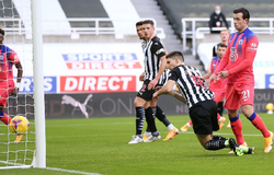 Chelsea hưởng lợi từ cầu thủ phản lưới hàng đầu Ngoại hạng Anh