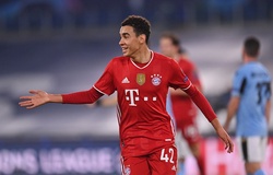 Tài năng trẻ của Bayern Munich lập dấu mốc ở Champions League