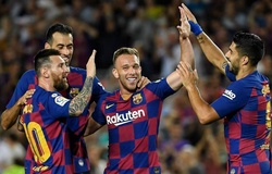 Cầu thủ người Brazil đầu tiên sẽ chơi với cả Messi và Ronaldo