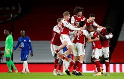Chiêm ngưỡng Xhaka sút phạt tuyệt đẹp trong trận Arsenal vs Chelsea