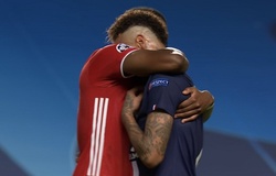 Hậu vệ Bayern Munich tạo hình ảnh đẹp với Neymar sau trận chung kết