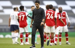 Arsenal vượt MU về số bàn thua từ “bóng chết” mùa này