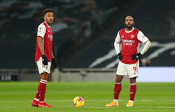 Arsenal bị đổ lỗi cho chiến thuật gây ra khô hạn bàn thắng