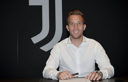 Juventus chính thức mua tiền vệ từ Barca đắt gần bằng Ronaldo
