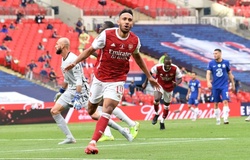 Aubameyang tạo nên điều phi thường trong trận chung kết FA Cup