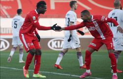 Xem Balotelli chấm dứt 360 ngày khô hạn bàn thắng