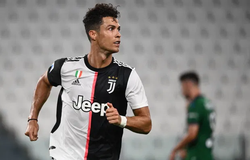 Ronaldo ngủ như thế nào so với các vận động viên khác?