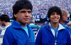 Em trai Maradona nói về cú sốc “sống mà cũng như chết”