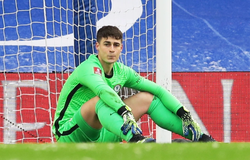 Xem thủ môn Kepa lại mắc lỗi ngớ ngẩn với Chelsea
