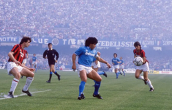 Tổng số bàn thắng của Maradona trong sự nghiệp là bao nhiêu?