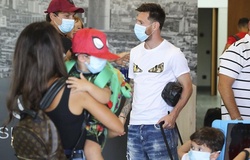 Messi và các ngôi sao Barca lũ lượt đi "xả hơi" sau mùa giải