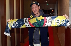 CĐV quyên góp tiền lương để Mesut Ozil đến Fenerbahce
