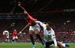 MU rơi vào “bảng tử thần” vì thỏa thuận liên quan đến... Liverpool