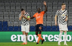 MU “phát minh” kiểu phòng ngự kỳ lạ khi thua Istanbul ở Champions League
