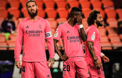 Real Madrid thảm bại khi hứng chịu hat-trick phạt đền kỳ lạ