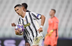 Cristiano Ronaldo tiết lộ thời hạn đưa ra quyết định tương lai