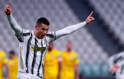Ronaldo đoạt giải xuất sắc nhất Serie A nhờ hiệu suất “khủng”