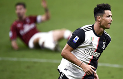 Doanh nhân mua Marseille tính gây sốc với Cristiano Ronaldo