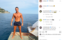 Ronaldo khoe thân hình “đẹp như tạc tượng” trên du thuyền