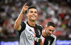 Ronaldo chỉ còn cách kỷ lục của huyền thoại Pele 30 bàn thắng