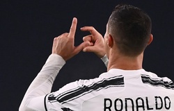 Ronaldo ăn mừng bàn thắng với chữ C và J có nghĩa gì?