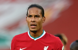 Van Dijk biến thành “vua tốc độ” và nhận biên lai tiền phạt