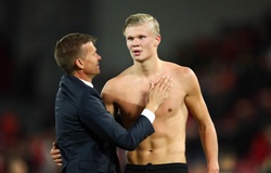 Haaland phát triển cơ bắp đáng kinh ngạc trong 1 năm qua