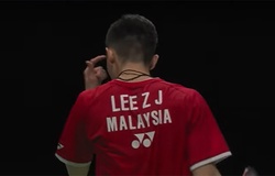 Kết quả cầu lông bán kết Sudirman Cup: Lee Zii Jia ngông cuồng khiêu khích và hạ Momota!