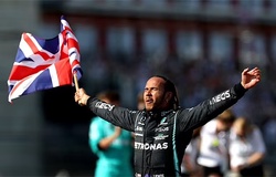 Hamilton "tiễn" Verstappen vào bệnh viện để thắng cuộc đua F1 Grand Prix Anh