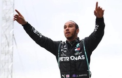 Tay đua F1 Lewis Hamilton không dại gì từ chối tước Hiệp sĩ