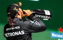 Như một thói quen, Lewis Hamilton lại về nhất Grand Prix F1