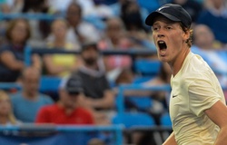 Kết quả tennis mới nhất 24/10: Sinner "sờ gáy" Hurkacz, Schwartzman khoe fan đáng yêu