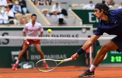 Kết quả tennis Roland Garros mới nhất: Federer "độ" cho Djokovic!