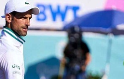 Kết quả tennis mới nhất: Chỉ có đồng đội mới loại được Djokovic!