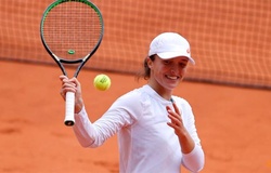  Iga Swiatek trở thành tay vợt nữ trẻ nhất vào chung kết Roland Garros suốt 19 năm qua
