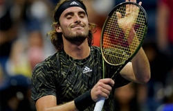 Vào toa-lét xong đánh như "lên đồng" ở giải tennis US Open: Tsitsipas chơi xấu?