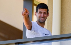 Sao tennis Djokovic bị mắng là "ích kỷ" do đòi Australian Open nới lỏng lệnh cách ly!