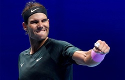 Nadal thắp lại hy vọng vô địch ATP Finals lần đầu khi loại ĐKVĐ Tsitsipas