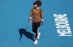 Sao tennis nữ Naomi Osaka thắng nỗi sợ hãi khi khởi động cho Australian Open
