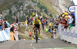 Kết quả chặng 17 cuộc đua xe đạp Tour de France: Áo vàng Roglic gia tăng khoảng cách