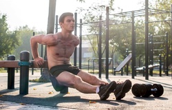 3 động tác tập bắp tay sau cho người mới