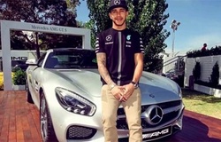 Tay đua F1 Lewis Hamilton, nhà thể thao giàu nhất Vương quốc Anh