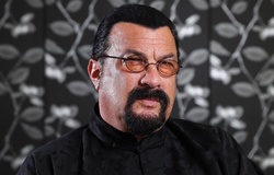 Steven Seagal truyền tuyệt chiêu bí truyền cho cựu vô địch UFC Daniel Cormier